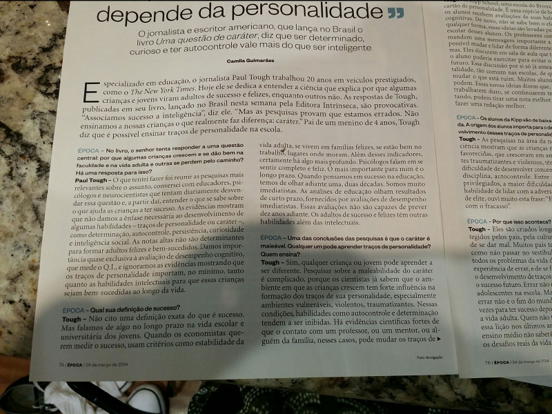 Foto de página da revista Época de 24 de março de 2014 com a entrevista de Paul Tough.